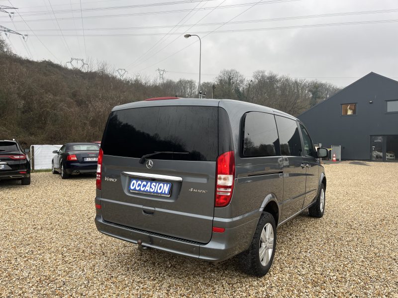 Mercedes-Benz VIANO 2013