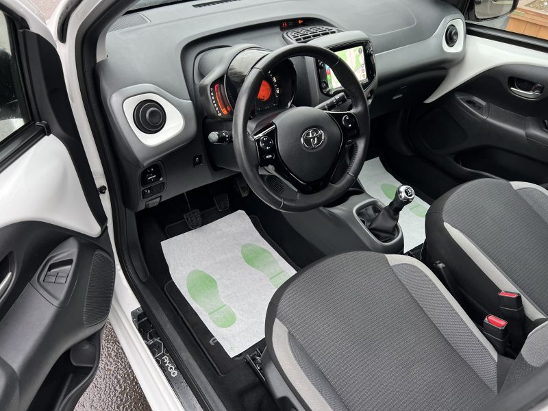 TOYOTA AYGO PHASE 3 1.0 VVT-i 72 1ERE MAIN ECRAN TACTILE APPLE CARPLAY CAMERA RECUL - GARANTIE 1 AN