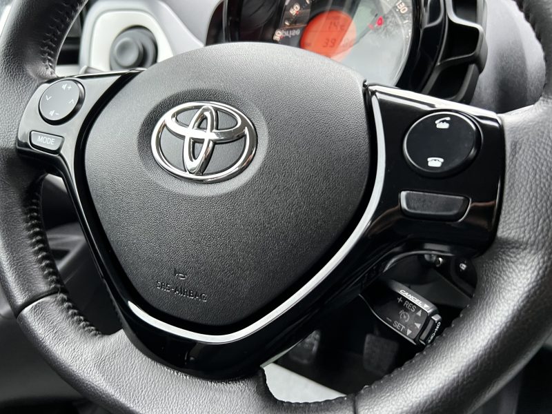 TOYOTA AYGO PHASE 3 1.0 VVT-i 72 1ERE MAIN ECRAN TACTILE APPLE CARPLAY CAMERA RECUL - GARANTIE 1 AN