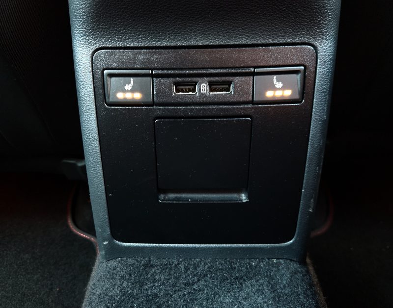 SKODA OCTAVIA 2018 III COMBI 2.0 TSI 230 RS*PANO*LED*GPS*ACC