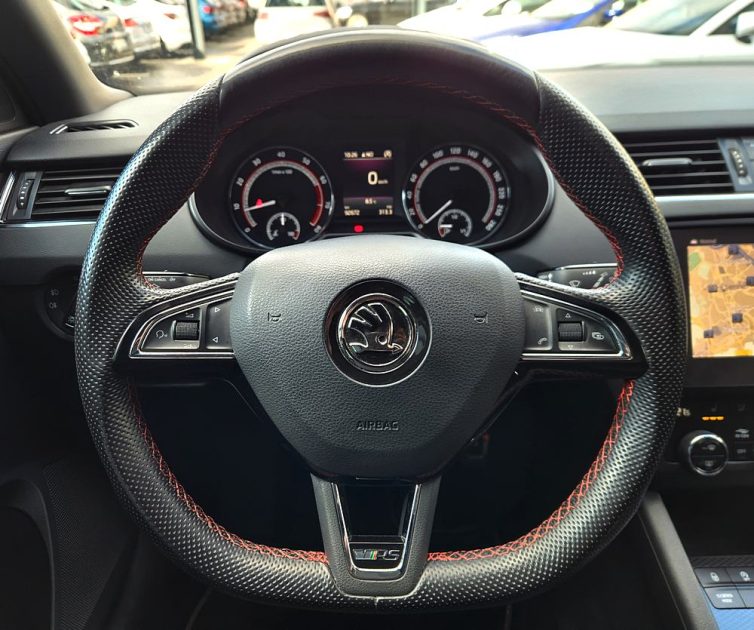 SKODA OCTAVIA 2018 III COMBI 2.0 TSI 230 RS*PANO*LED*GPS*ACC