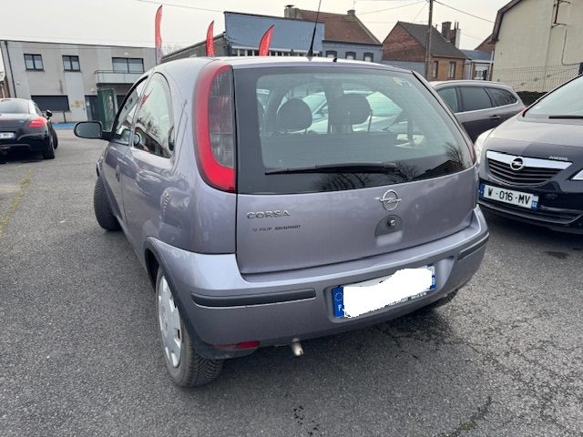 OPEL  CORSA  2005