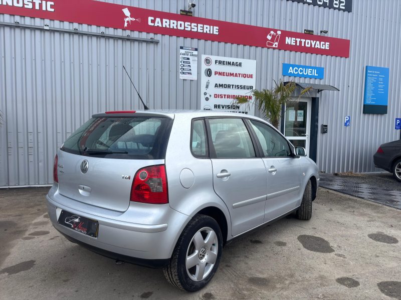 VOLKSWAGEN POLO 2004