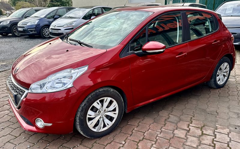 PEUGEOT 208 1.6L HDi 92Cv *ACTIVE* / REVISEE&GARANTIE