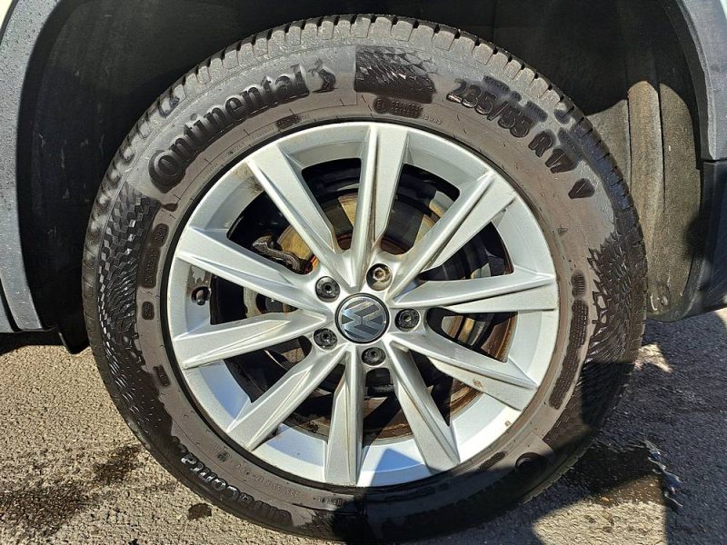 VOLKSWAGEN TIGUAN 2012