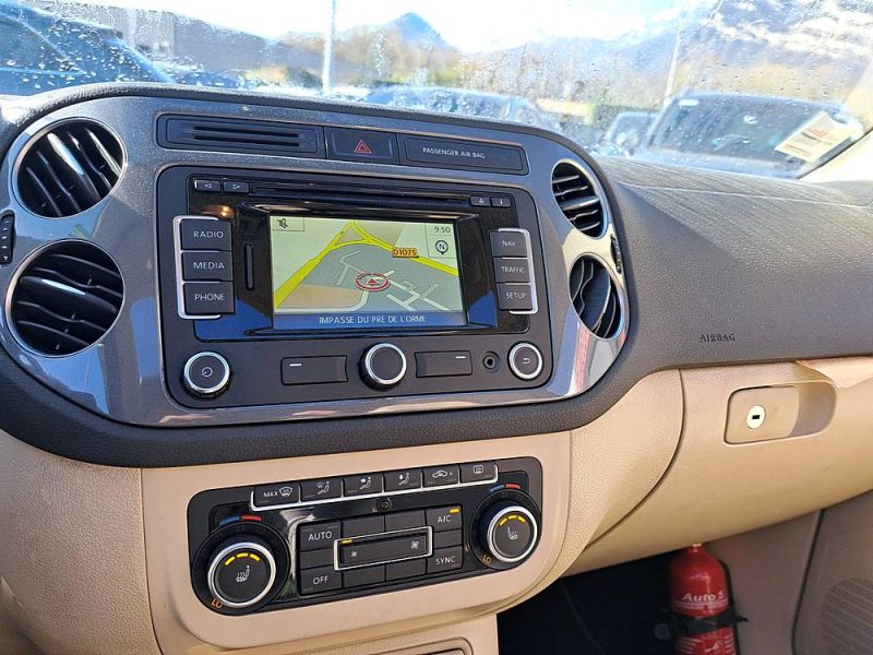 VOLKSWAGEN TIGUAN 2012