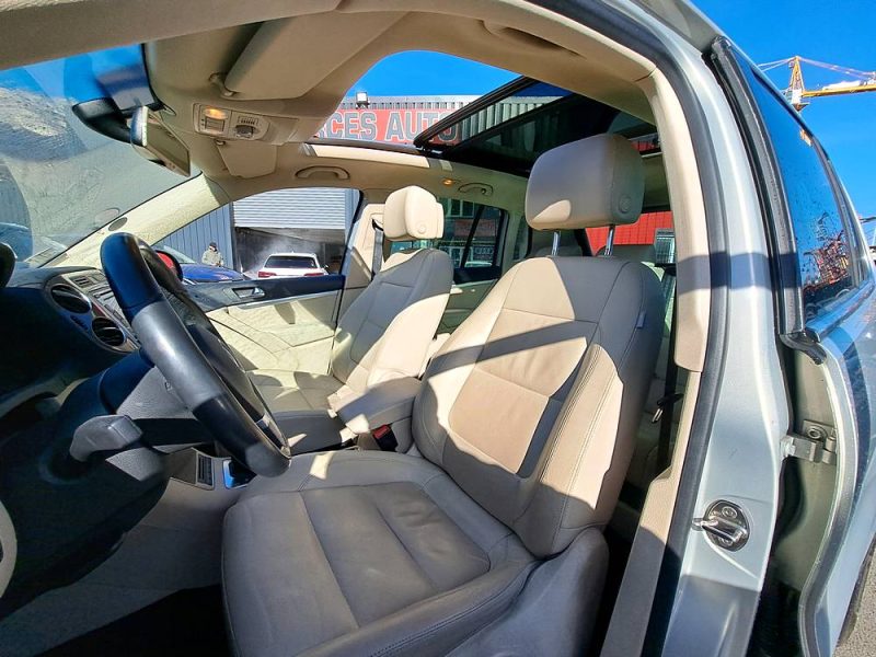 VOLKSWAGEN TIGUAN 2012