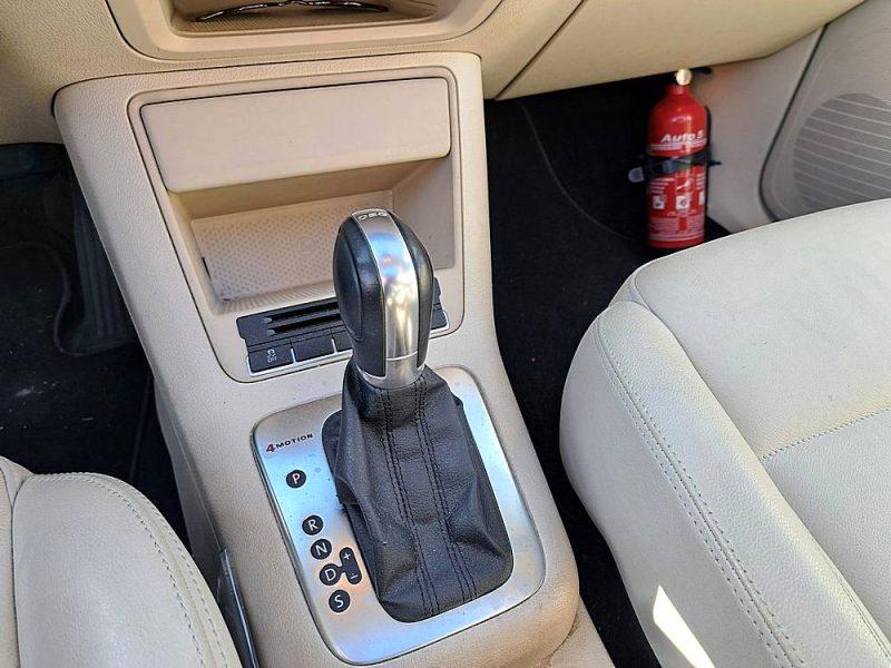 VOLKSWAGEN TIGUAN 2012