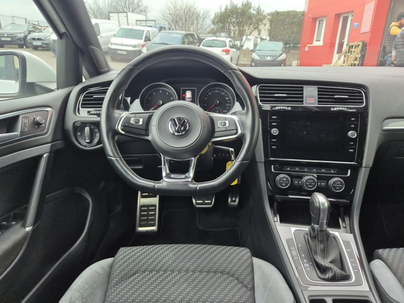 VOLKSWAGEN GOLF 2017