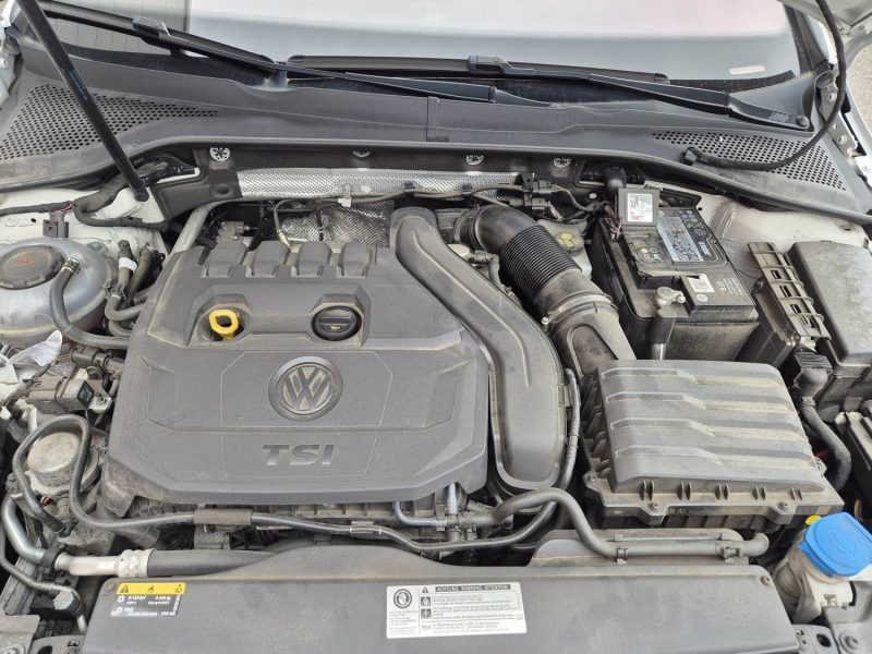 VOLKSWAGEN GOLF 2017