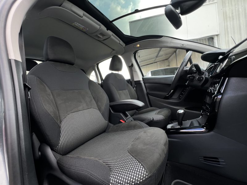 CITROEN C3 EXCLUSIVE 1.2 E-VTI 82 Cv 1ERE MAIN / BOITE AUTO 28 200 Kms CRIT AIR 1 - GARANTIE 1 AN