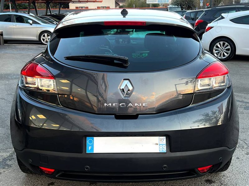 RENAULT MEGANE 3 III COUPE 1.9 DCI 130 1ERE MAIN GPS BLUETOOTH REGULATEUR CRIT AIR 2 - Garantie 1 an
