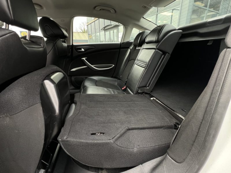 CITROEN C5 II PHASE 2 1.6 E HDI 115 Cv BOITE AUTOMATIQUE GPS BLUETOOTH CRIT AIR 2 - GARANTIE 1 AN