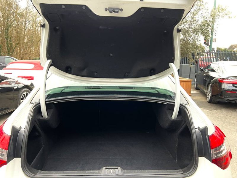 CITROEN C5 II PHASE 2 1.6 E HDI 115 Cv BOITE AUTOMATIQUE GPS BLUETOOTH CRIT AIR 2 - GARANTIE 1 AN