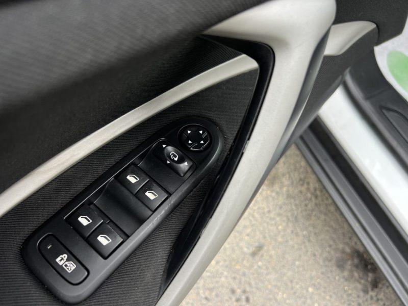 CITROEN C5 II PHASE 2 1.6 E HDI 115 Cv BOITE AUTOMATIQUE GPS BLUETOOTH CRIT AIR 2 - GARANTIE 1 AN