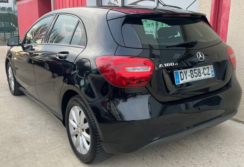 MERCEDES CLASSE A 2015