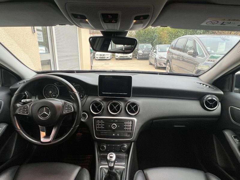 MERCEDES CLASSE A 2015