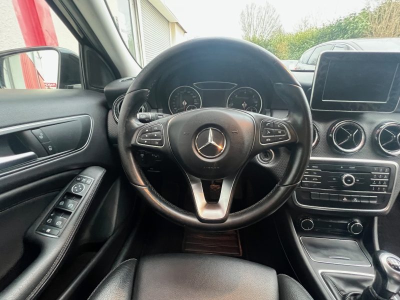 MERCEDES CLASSE A 2015