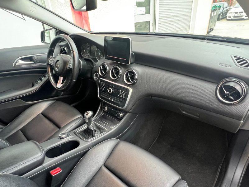 MERCEDES CLASSE A 2015
