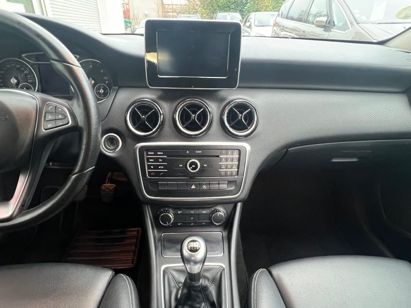 MERCEDES CLASSE A 2015