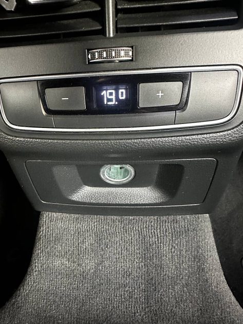 AUDI A4 AVANT 3.0 TDI V6 218CV S-LINE - VENTE A PRO OU MARCHAND UNIQUEMENT