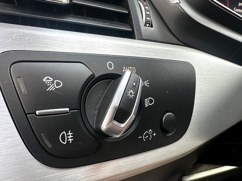 AUDI A4 AVANT 3.0 TDI V6 218CV S-LINE - VENTE A PRO OU MARCHAND UNIQUEMENT