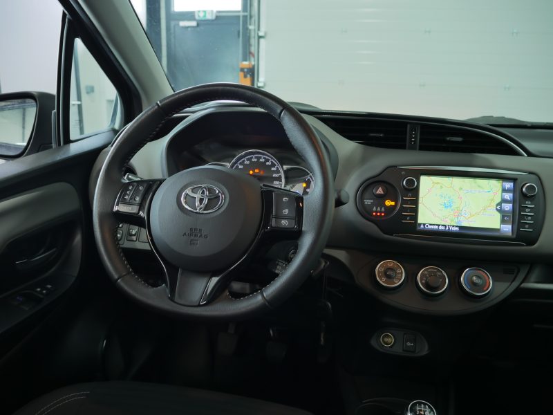 TOYOTA YARIS 2020