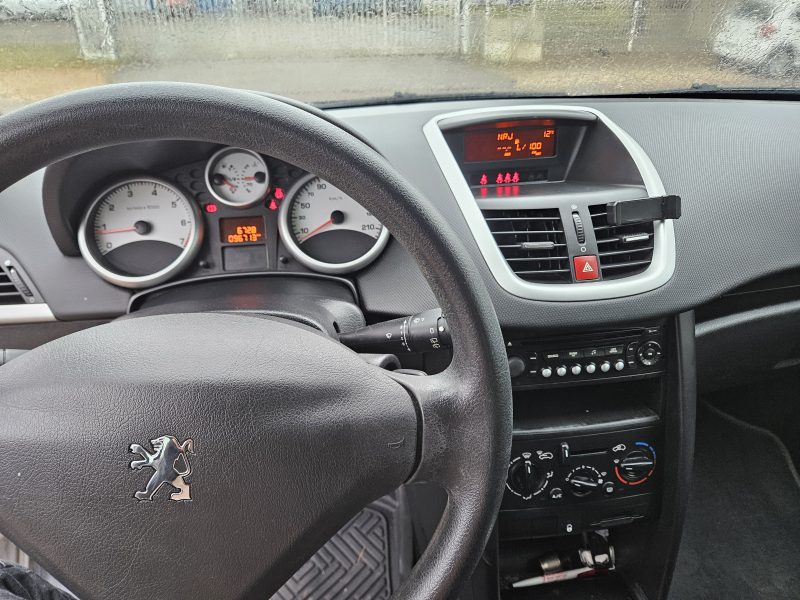 PEUGEOT 207 2008