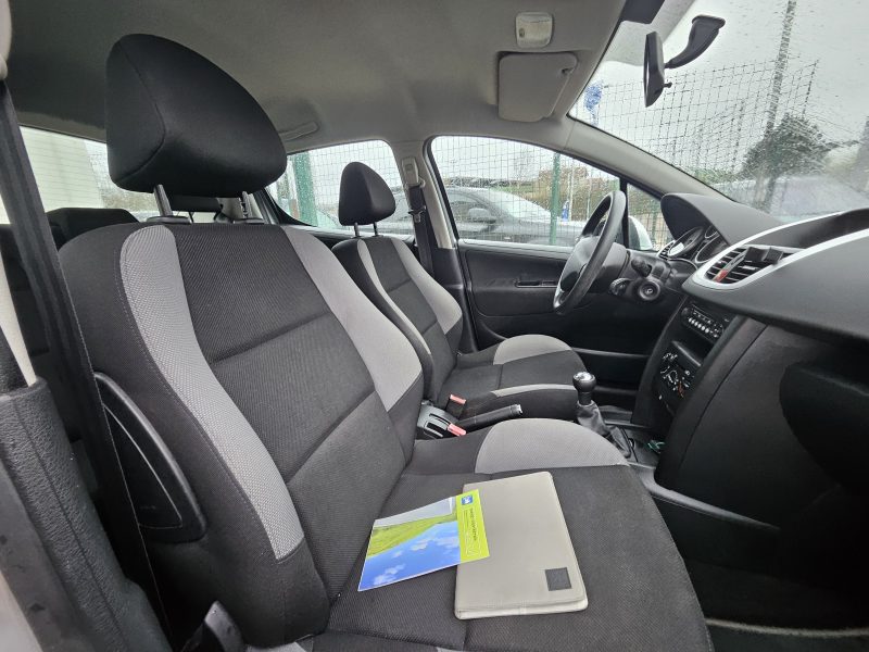 PEUGEOT 207 2008