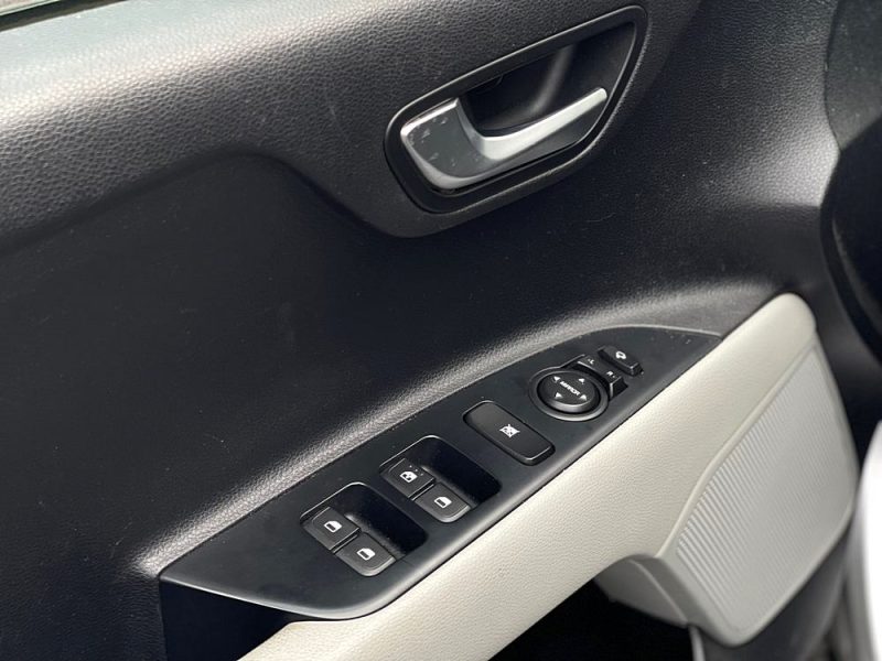 KIA STONIC 1.0L T-GDI 120CH ISG DESIGN GARANTIE 6 MOIS