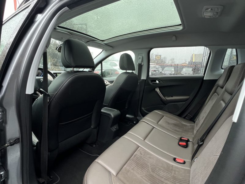 PEUGEOT 2008 FELINE CUIVRE 1.6 E HDI 92 1ERE MAIN TOIT PANO GPS TACTILE CRIT AIR 2 - GARANTIE 1 AN