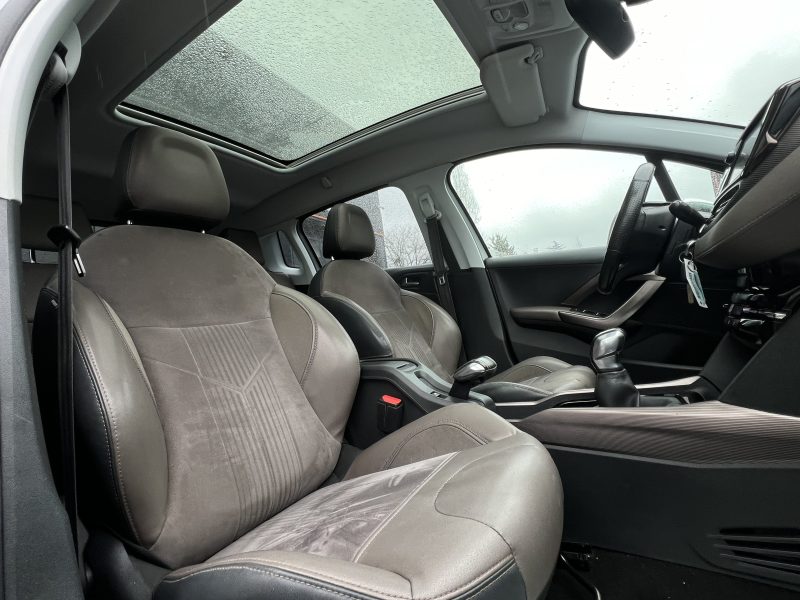 PEUGEOT 2008 FELINE CUIVRE 1.6 E HDI 92 1ERE MAIN TOIT PANO GPS TACTILE CRIT AIR 2 - GARANTIE 1 AN