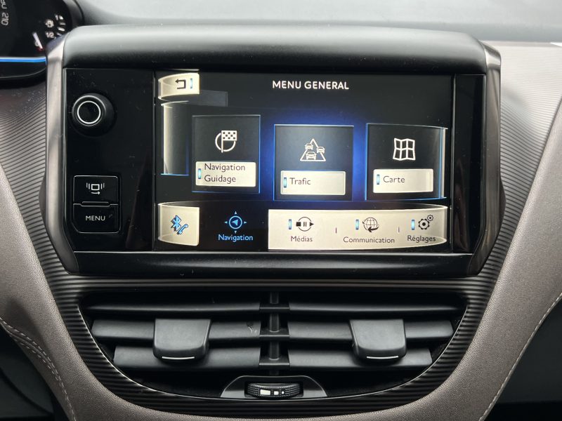 PEUGEOT 2008 FELINE CUIVRE 1.6 E HDI 92 1ERE MAIN TOIT PANO GPS TACTILE CRIT AIR 2 - GARANTIE 1 AN