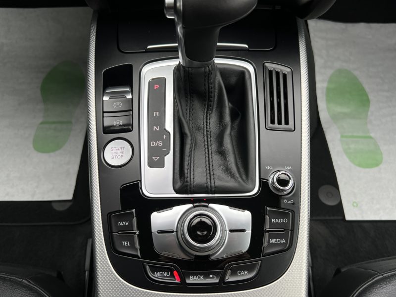 AUDI A4 AVANT IV PHASE 2 S-LINE 2.0 TFSI 225 1ERE MAIN 9.324 Kms Reels BVA8 ToitOuvrant Garantie1an