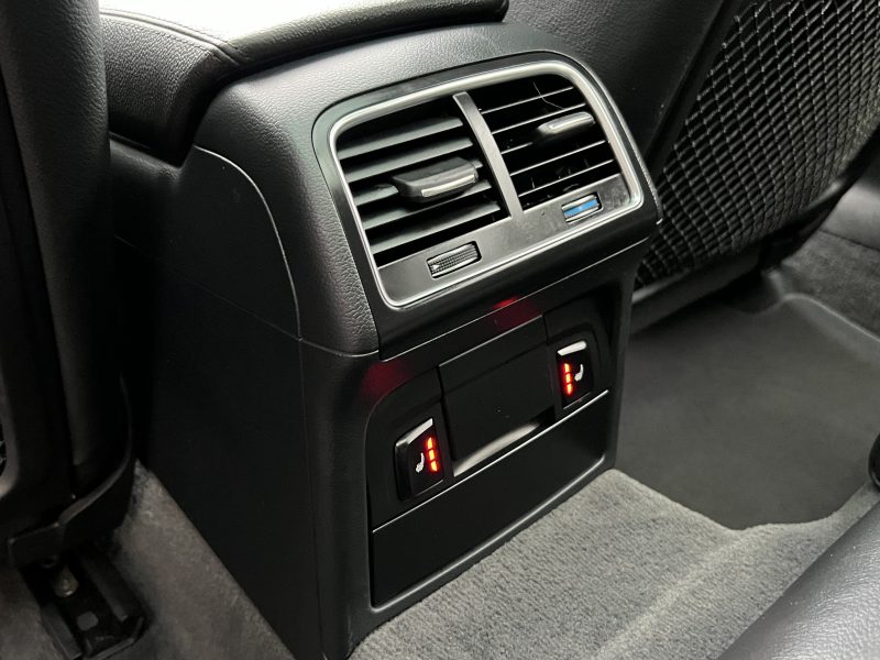 AUDI A4 AVANT IV PHASE 2 S-LINE 2.0 TFSI 225 1ERE MAIN 9.324 Kms Reels BVA8 ToitOuvrant Garantie1an