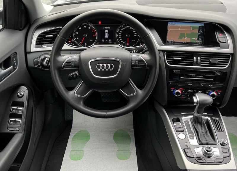 AUDI A4 AVANT IV PHASE 2 S-LINE 2.0 TFSI 225 1ERE MAIN 9.324 Kms Reels BVA8 ToitOuvrant Garantie1an