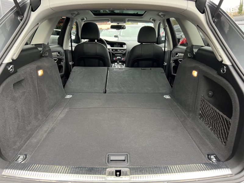 AUDI A4 AVANT IV PHASE 2 S-LINE 2.0 TFSI 225 1ERE MAIN 9.324 Kms Reels BVA8 ToitOuvrant Garantie1an