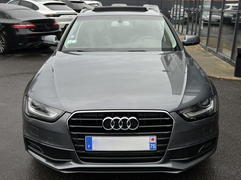 AUDI A4 AVANT IV PHASE 2 S-LINE 2.0 TFSI 225 1ERE MAIN 9.324 Kms Reels BVA8 ToitOuvrant Garantie1an