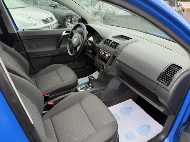 Volkswagen  Polo 1.4  2004 - 83355 KM
