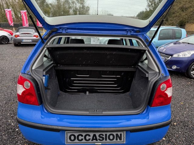 Volkswagen  Polo 1.4  2004 - 83355 KM