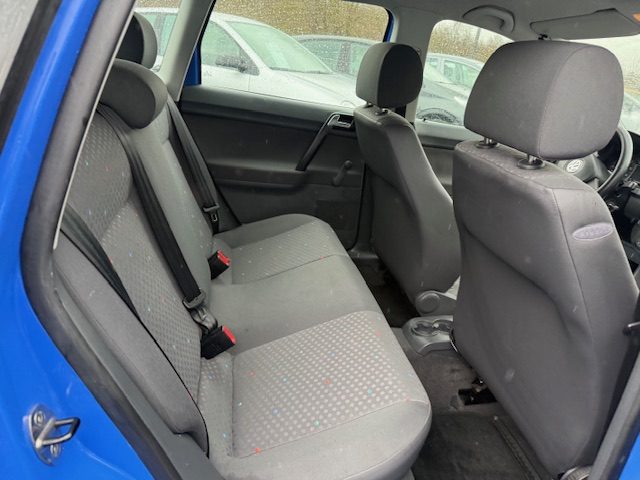 Volkswagen  Polo 1.4  2004 - 83355 KM