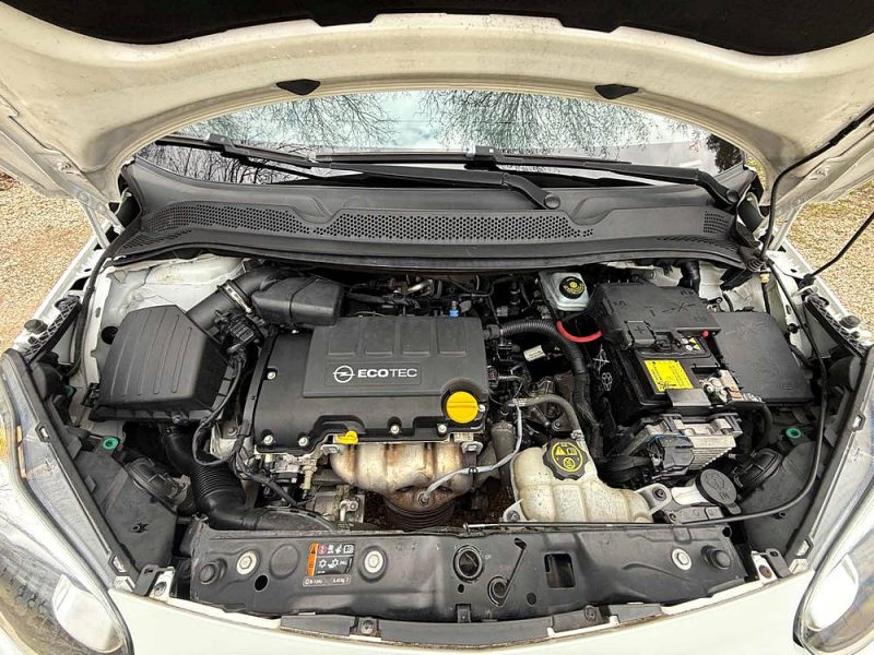 OPEL ADAM 1.4i 87 ROCKS 