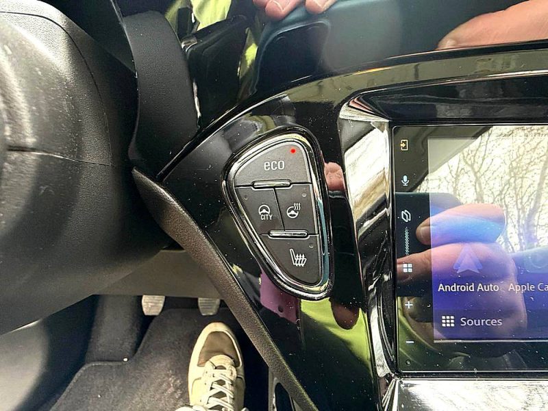 OPEL ADAM 1.4i 87 ROCKS 