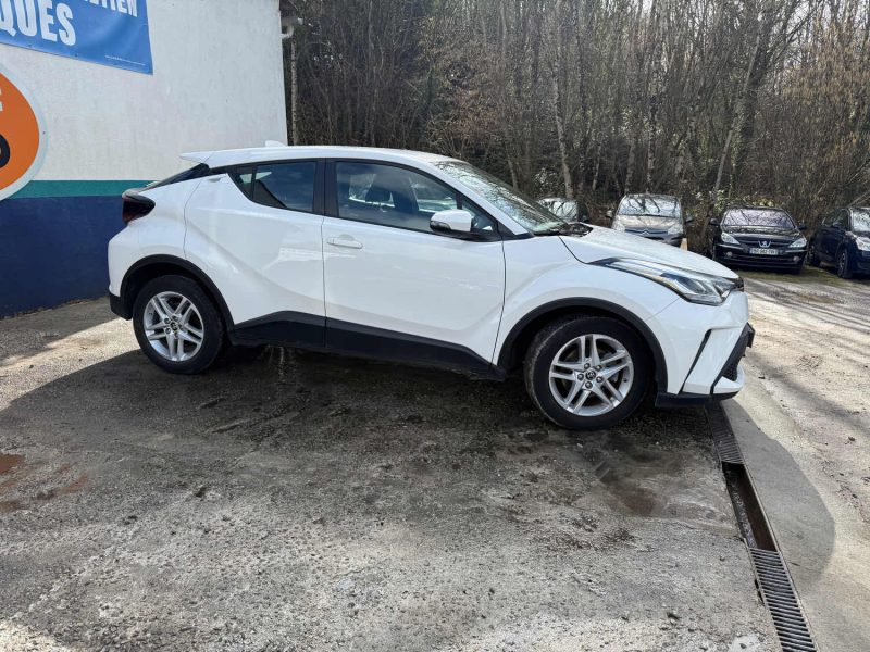 TOYOTA C-HR 2023