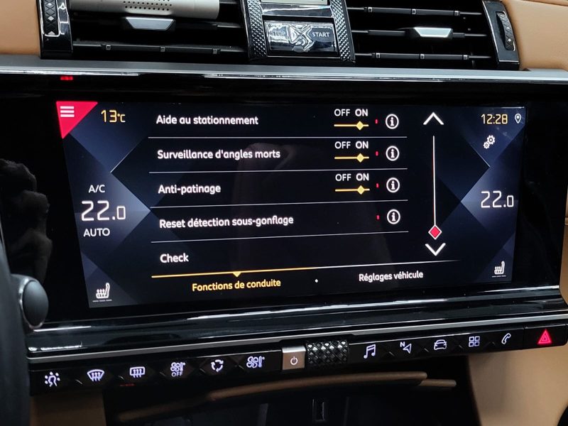 DS DS 7 CROSSBACK 1.6 THP 225cv Opéra Boîte Auto EAT8