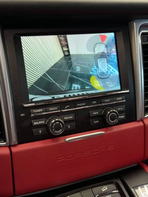 PORSCHE MACAN TURBO 2014