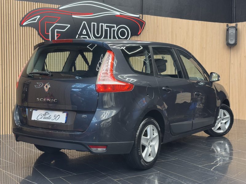 RENAULT MEGANE SCENIC 2011