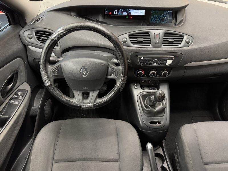 RENAULT MEGANE SCENIC 2011