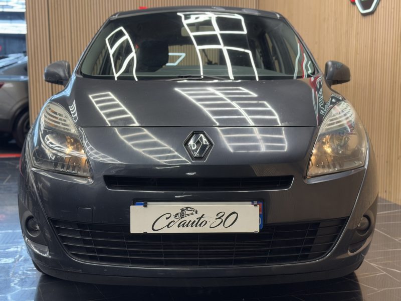 RENAULT MEGANE SCENIC 2011