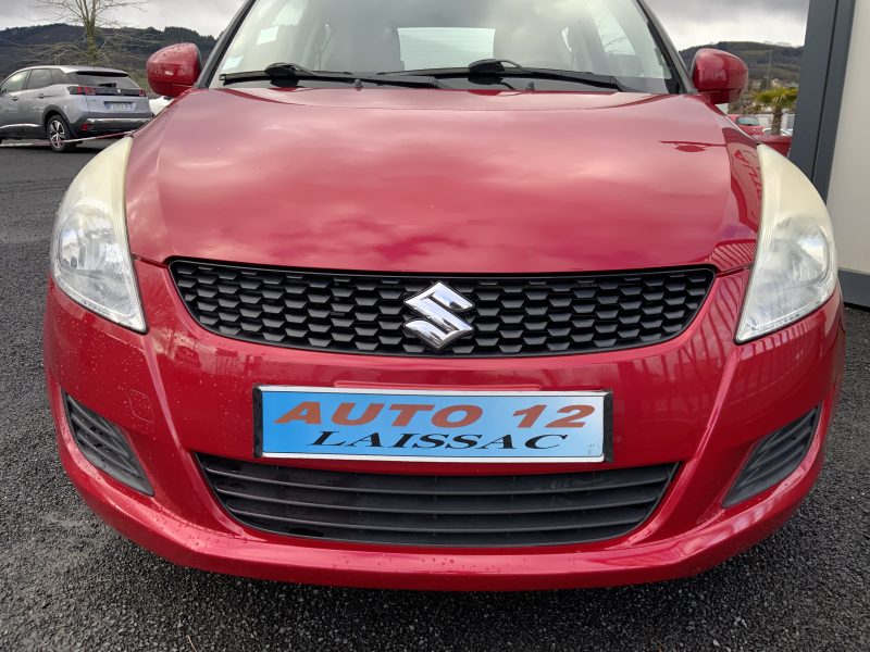 SUZUKI SWIFT 2012